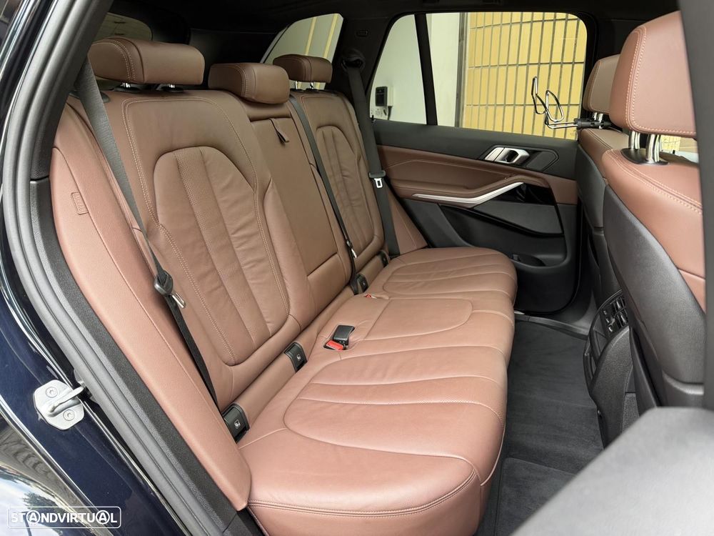 BMW X5 30 d xDrive Pack M - 12