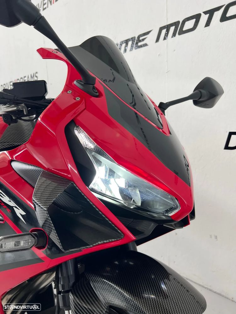 Honda CBR 650R - 5