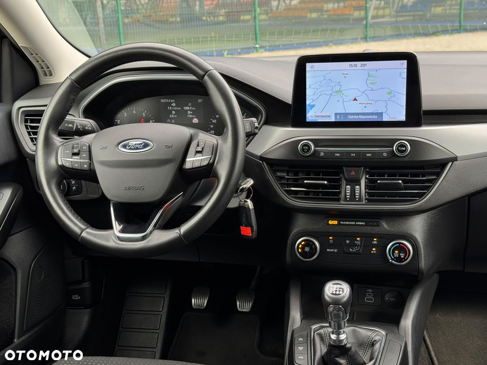 Ford Focus SW 1.0 EcoBoost Hybrid TITANIUM X - 39