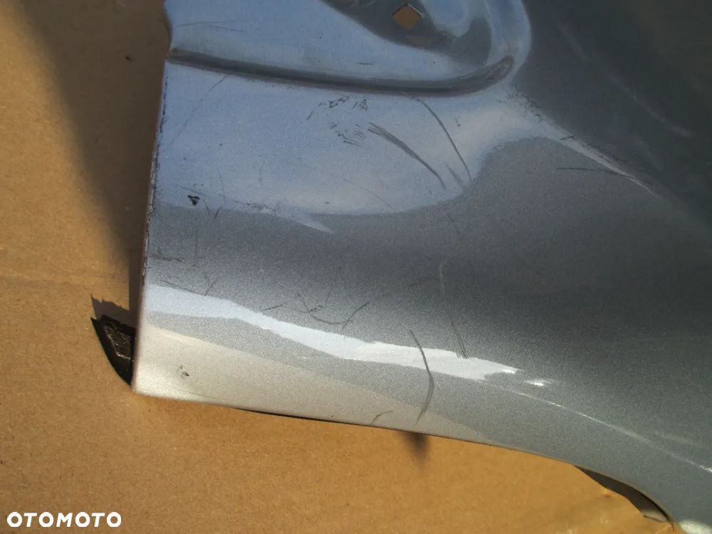 Błotnik lewy TOYOTA YARIS II BEZ RDZY ORGINAŁ - 2