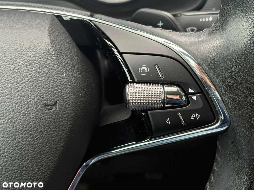 Skoda Karoq 1.5 TSI ACT Style DSG - 10