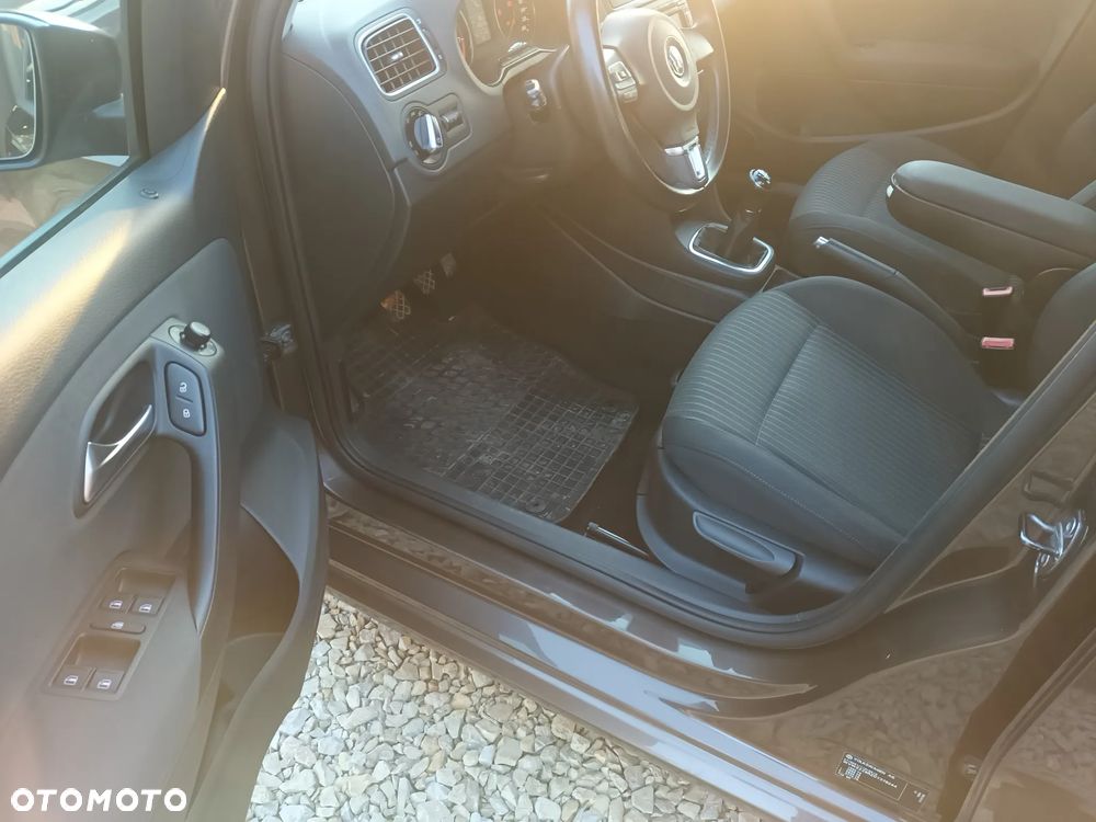 Volkswagen Polo 1.4 16V Highline Optimum - 7