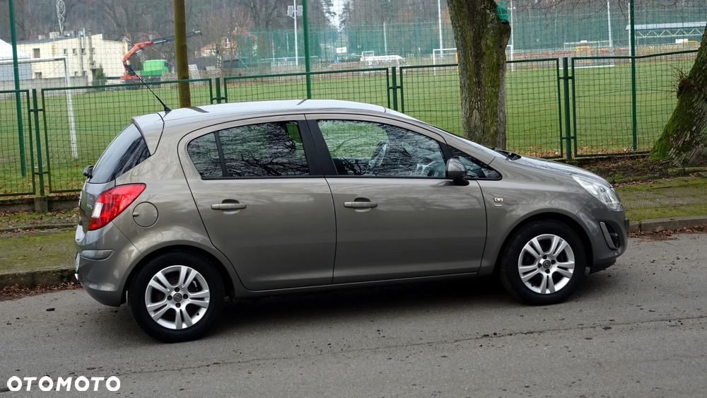 Opel Corsa 1.2 16V Innovation 110 Jahre - 31