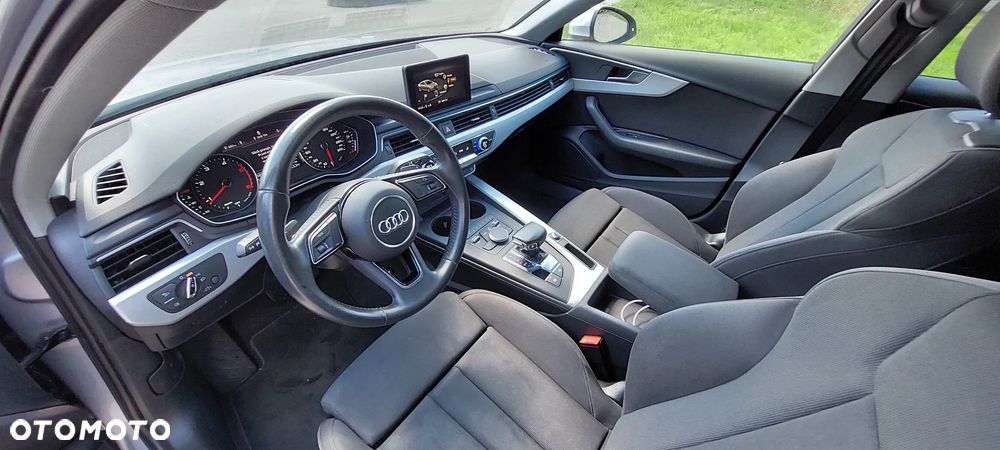 Audi A4 Limousine 2.0 TDI ultra S tronic sport - 12