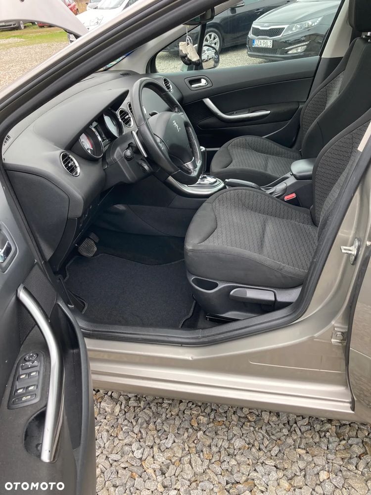 Peugeot 308 HDi FAP 110 EGS6 Premium - 16