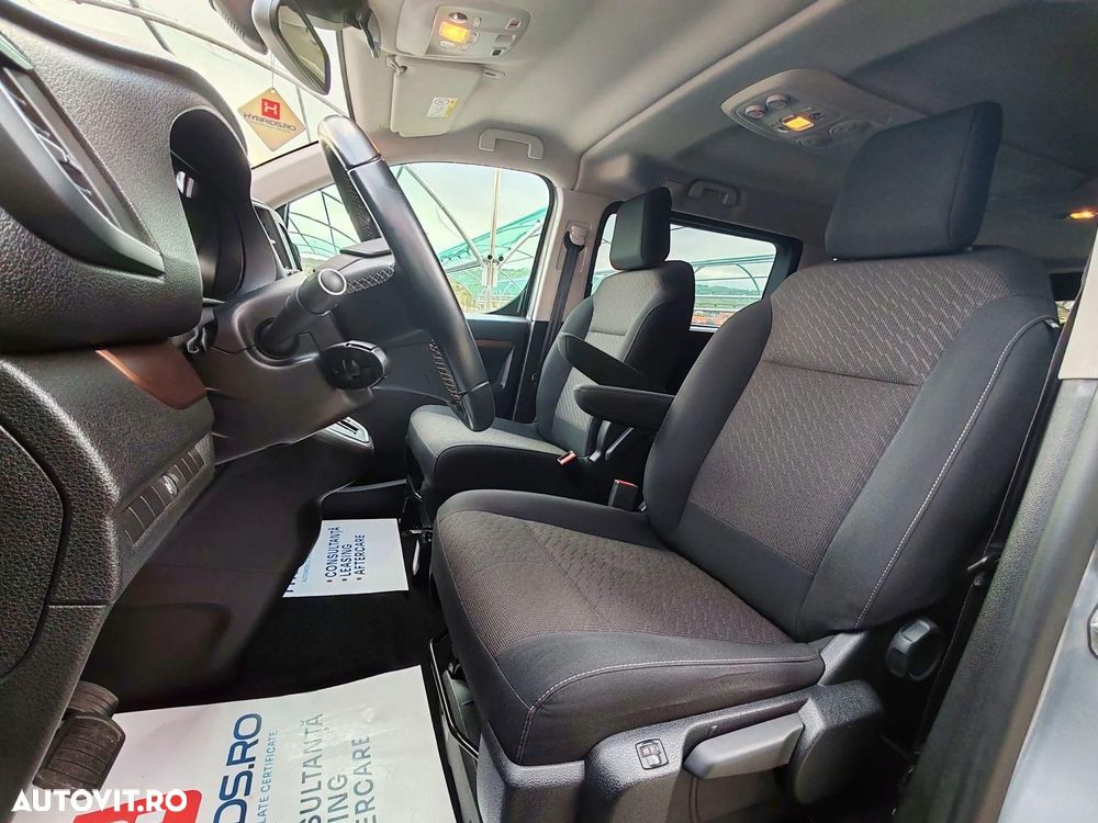Toyota Proace (75 kWh) L1 (8-Si.) Verso Team Deutschland - 12