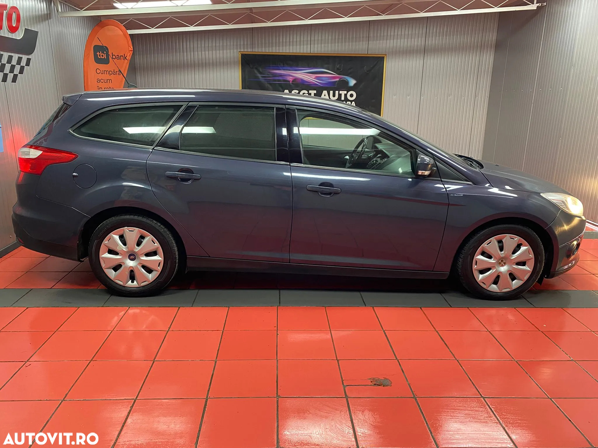 Ford Focus - 22