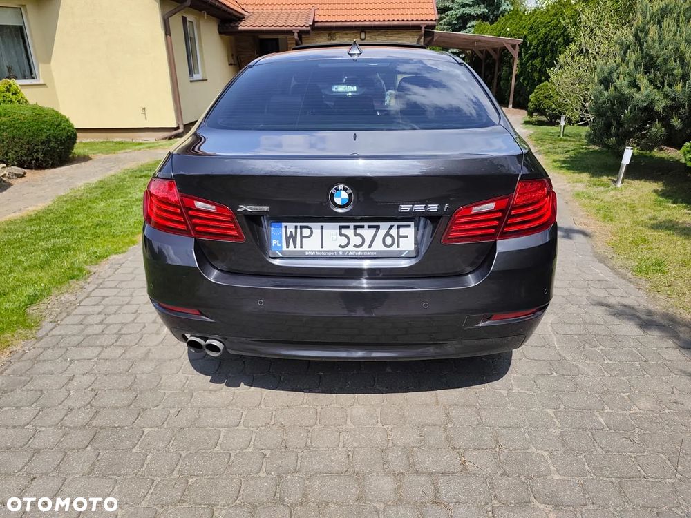 BMW Seria 5 528i xDrive - 5