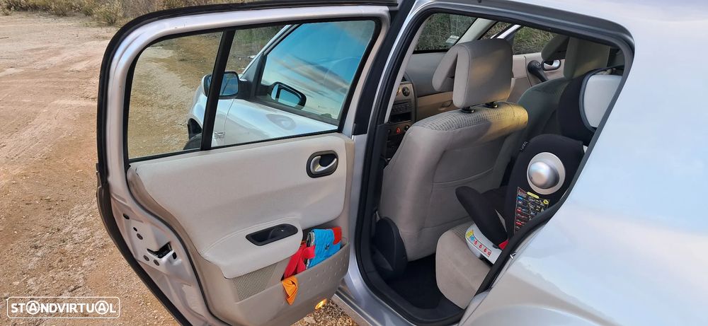 Renault Mégane 1.5 dCi Dynamique - 47