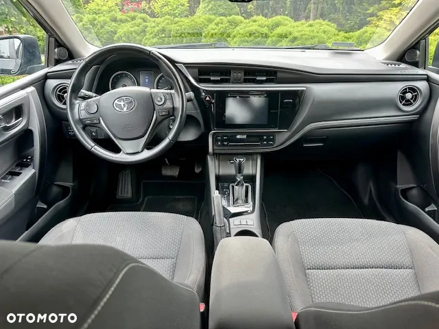 Toyota Corolla - 7