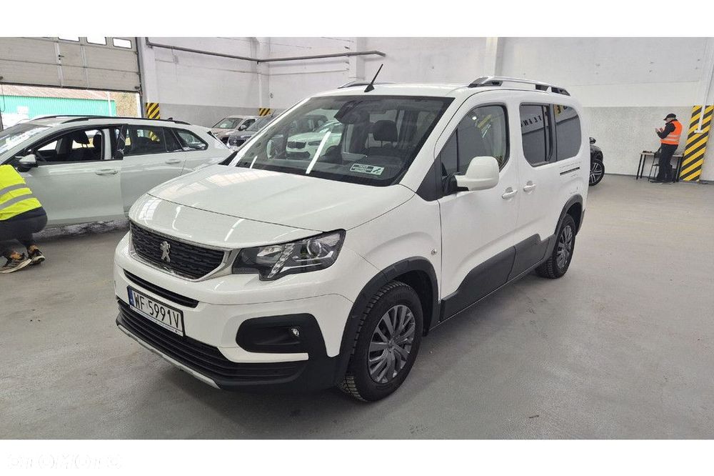 Peugeot Rifter 1.5 BlueHDI Allure SalonPL VAT23% Właścicielem pojazdu jest Ayvens Financial Services Polska - 1