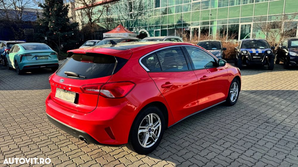 Ford Focus 1.0 EcoBoost Titanium - 3