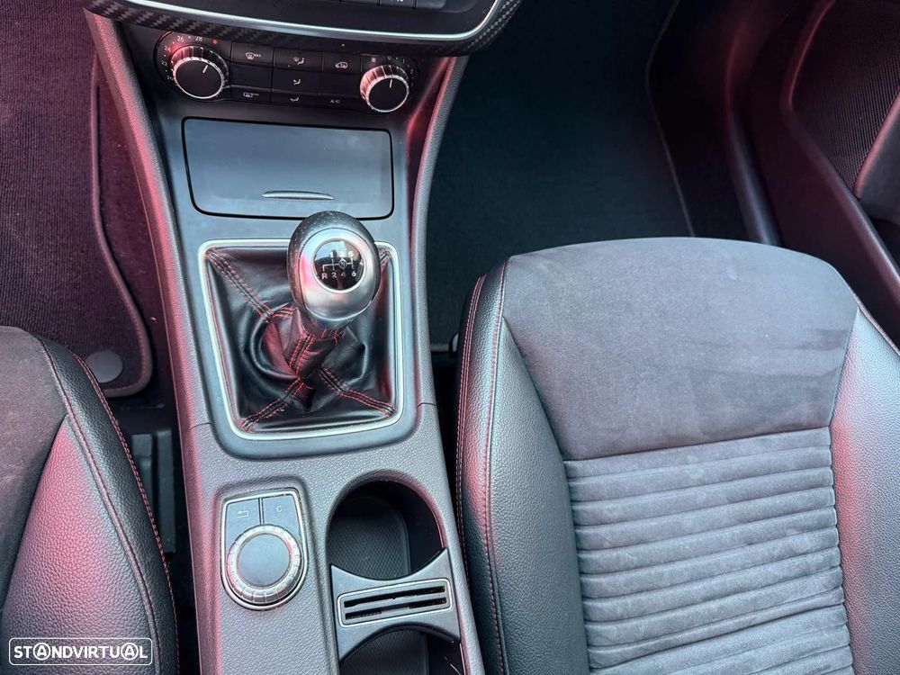 Mercedes-Benz A 180 CDi BE AMG Sport - 13