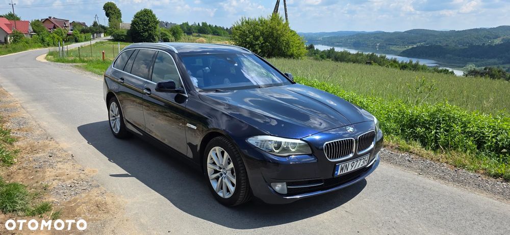 BMW Seria 5 525d xDrive Luxury Line - 1