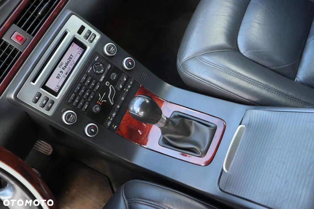 Volvo V70 D5 Summum - 15