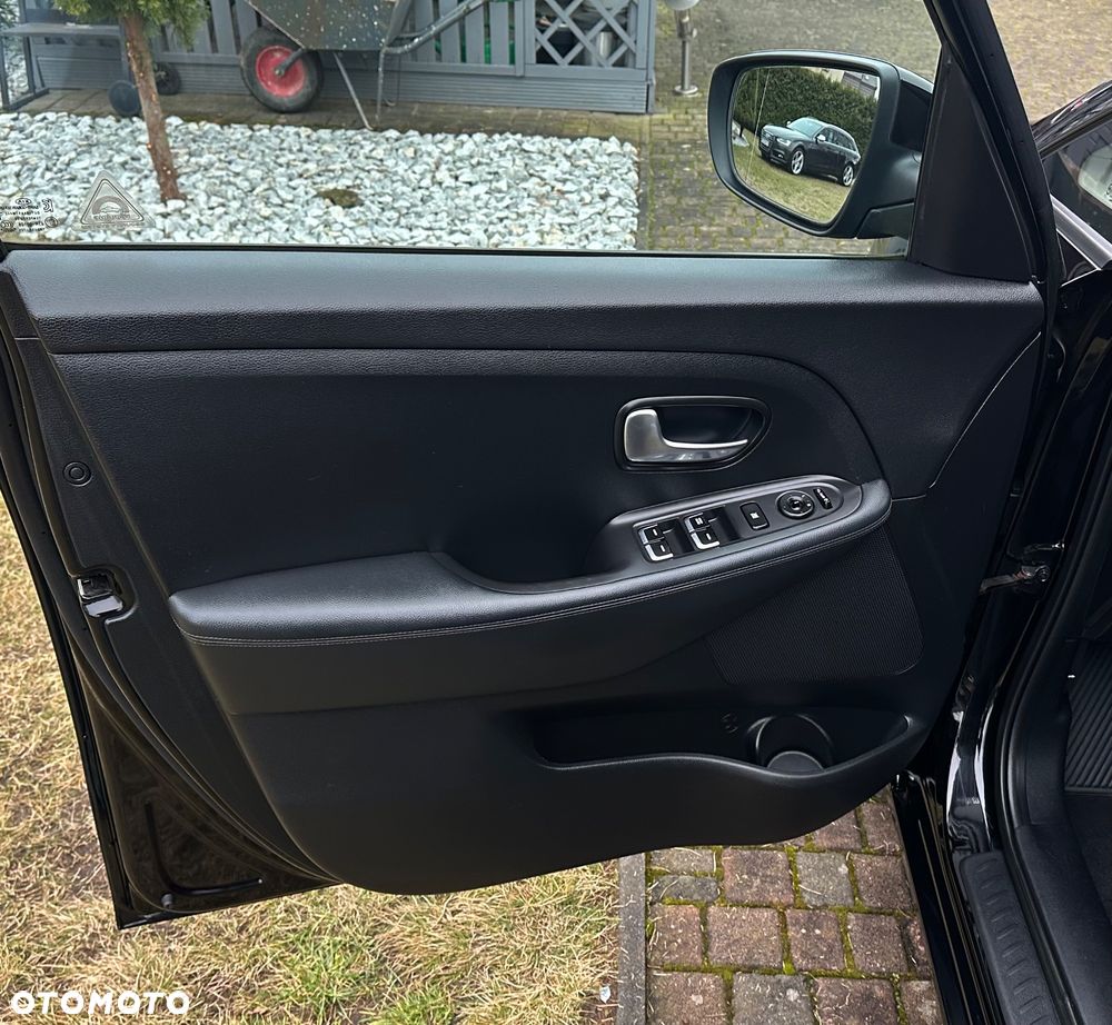 Kia Carens 1.6 GDI S EU6 - 10