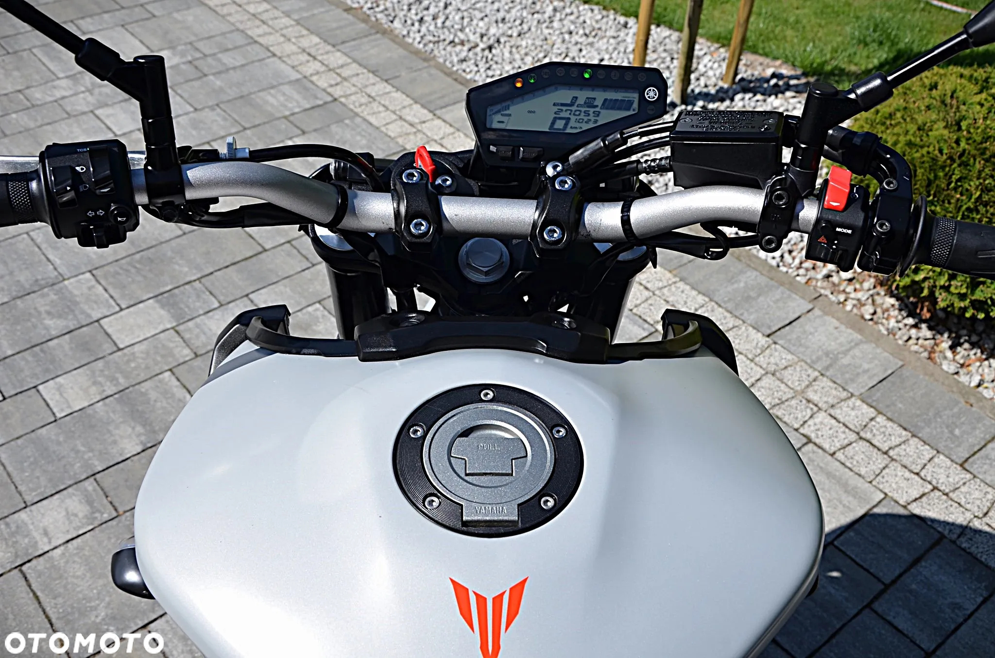 Yamaha MT - 13