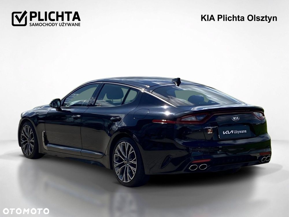 Kia Stinger - 4