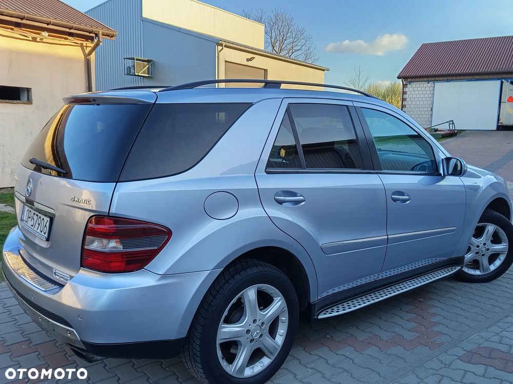 Mercedes-Benz ML - 4