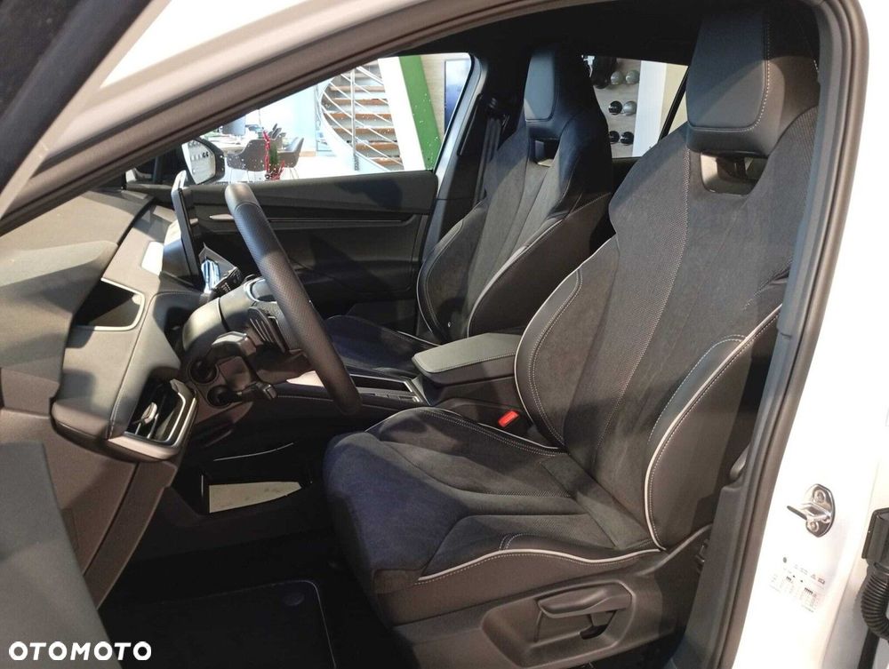 Skoda Elroq 60 63kWh Sportline - 10