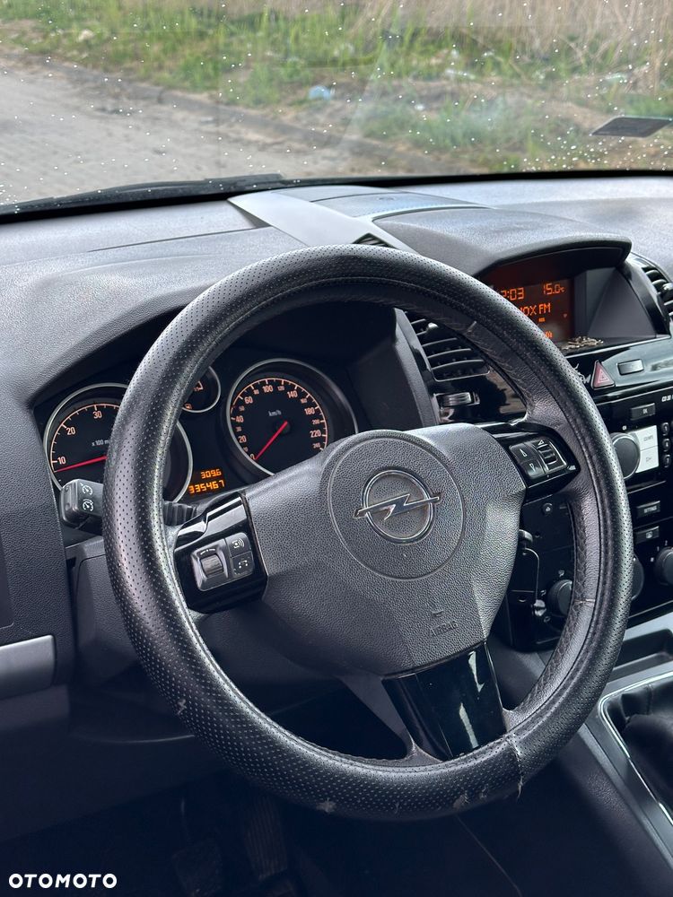 Opel Zafira 1.7 CDTI Essentia - 9