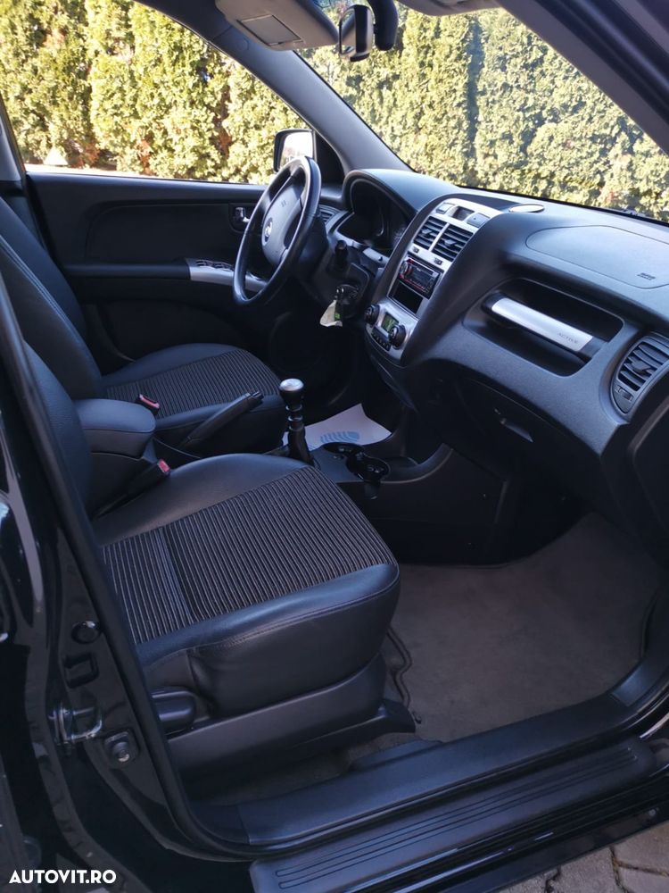 Kia Sportage 2.0 CRDI 4WD Cup - 7