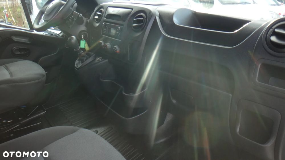Renault Master - 10