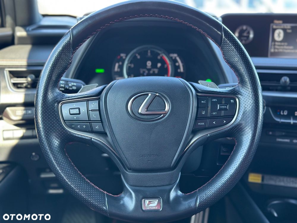 Lexus UX 250h F SPORT - 12