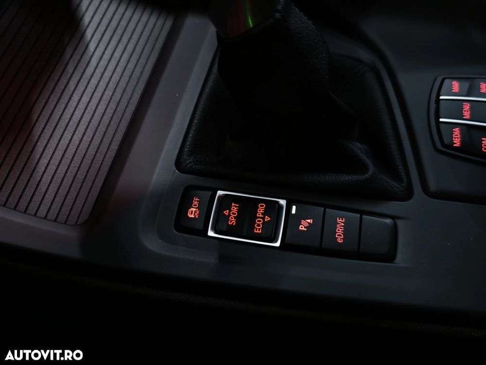 BMW X1 xDrive25e AT PHEV - 11