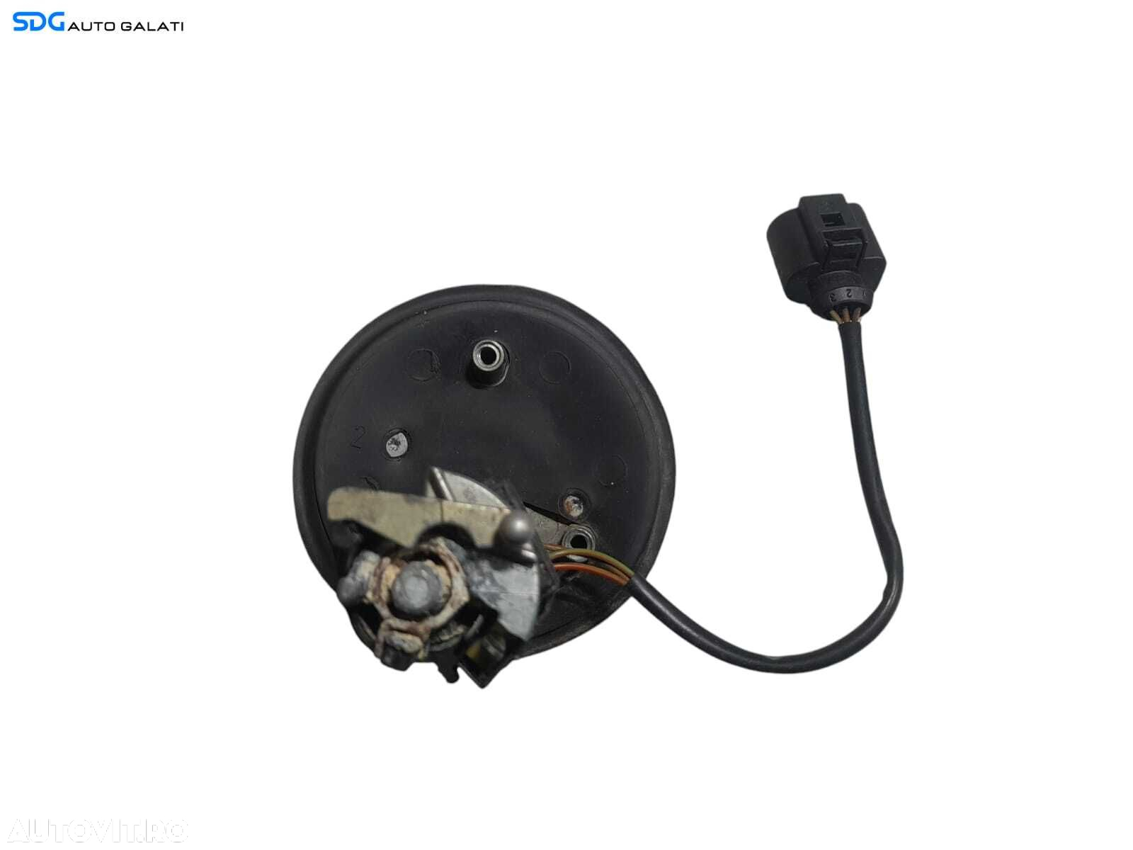 Sigla Emblema Butuc Cheie Deschidere Hayon Haion Portbagaj Volkswagen Bora Break Combi 1999 - 2005 Cod 1J5827469F [M7494] - 4
