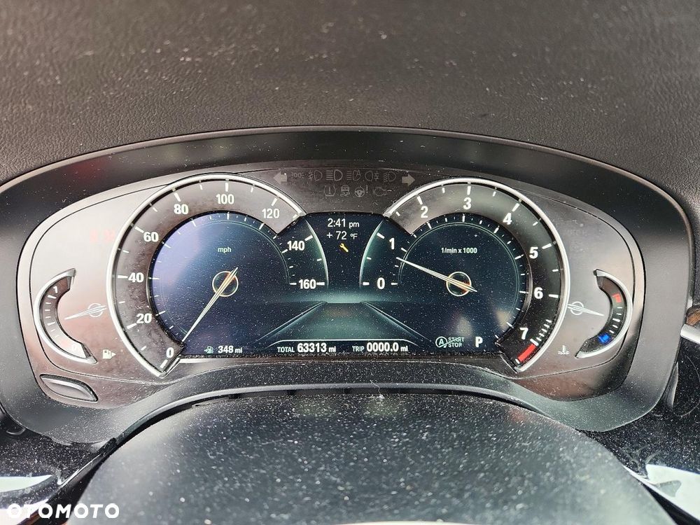 BMW Seria 5 530i GPF - 10