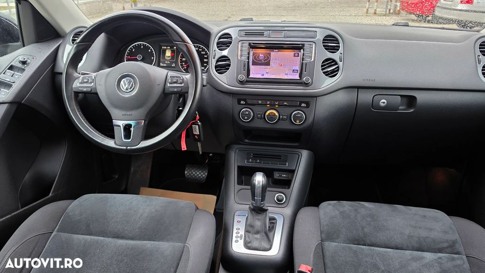 Volkswagen Tiguan 2.0 TDI SCR 4MOTION BlueMotion Technology DSG Sport & Style - 6