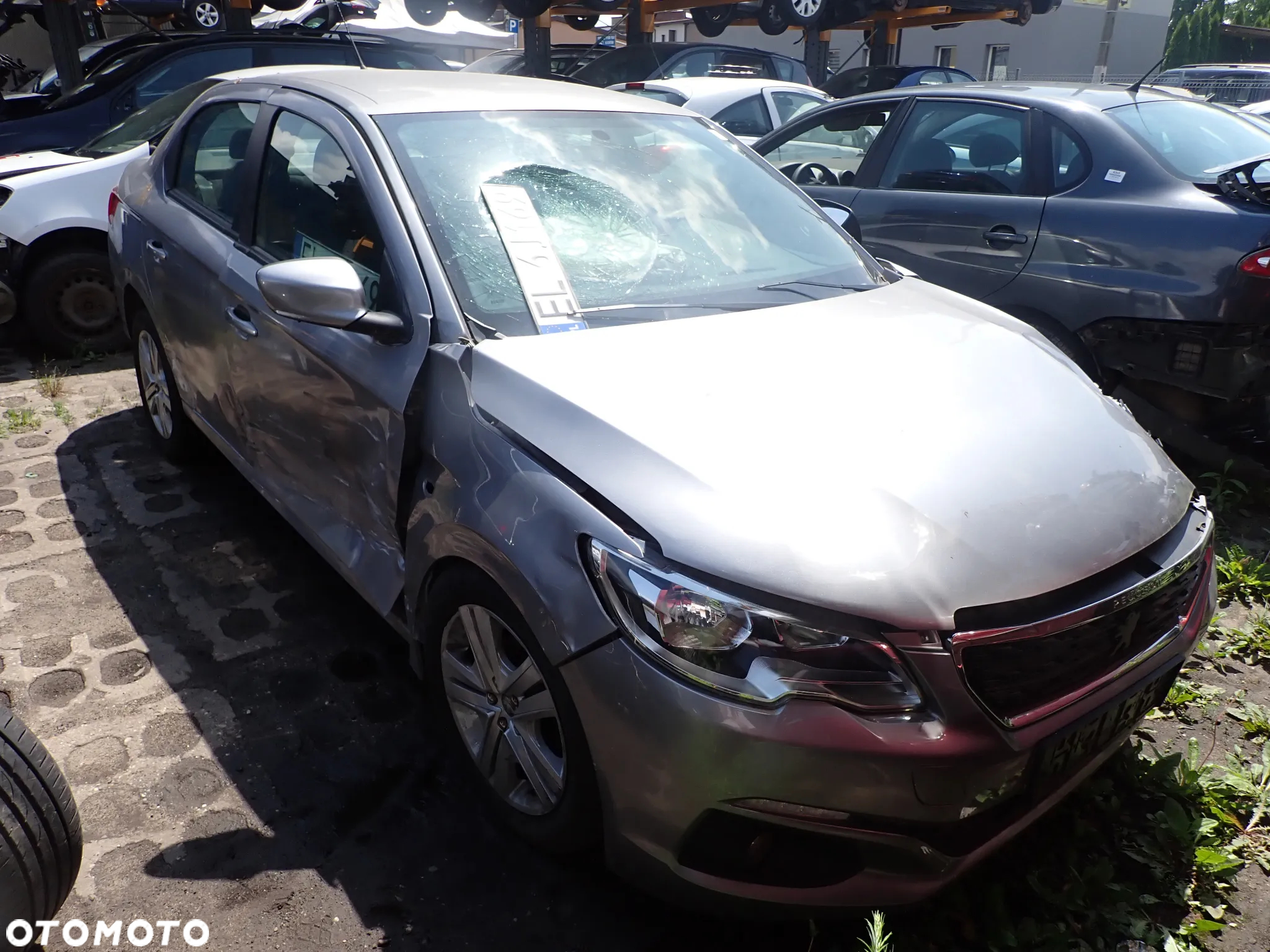 CZĘŚCI - Peugeot 301 1,6 EHDI BLUE HDI BHY 99KM 5B SEDAN 2018r. lakier KCA INDEX - 8342 - 2
