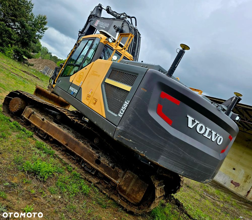 Volvo EC 250 EL - 3