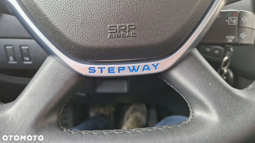 Dacia Lodgy TCe 115 Stepway - 14