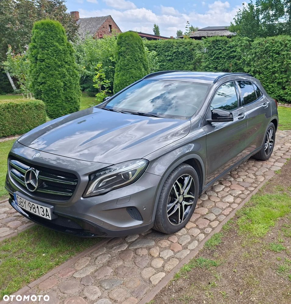Mercedes-Benz GLA - 1