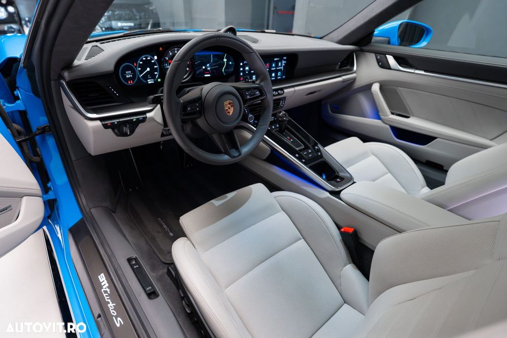 Porsche 911-TURBO-S PDK - 16