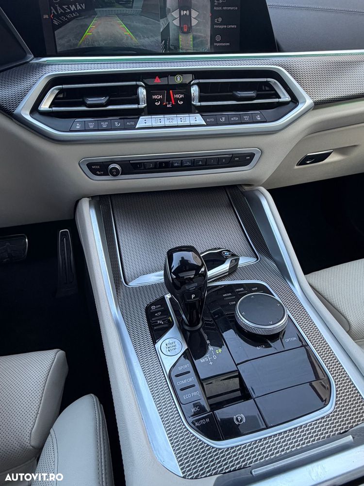 BMW X6 xDrive40d - 16