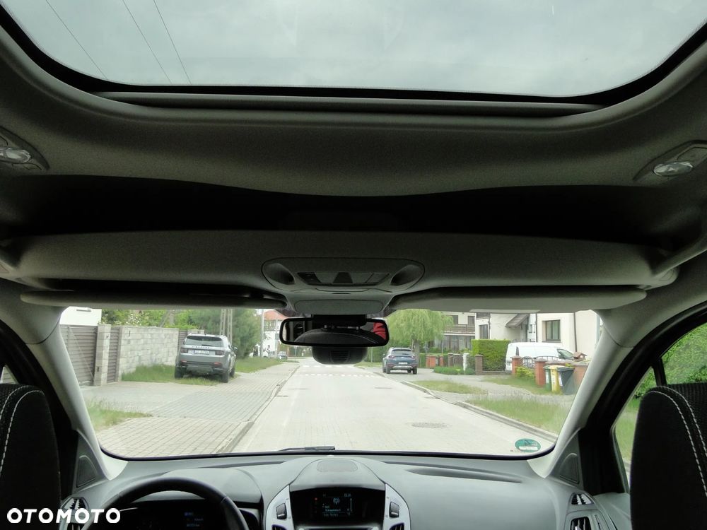 Ford Tourneo Connect Grand - 16