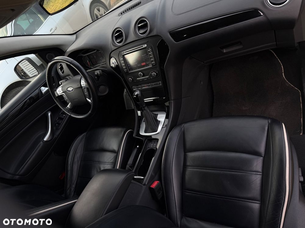 Ford Mondeo 2.0 TDCi Titanium X - 12