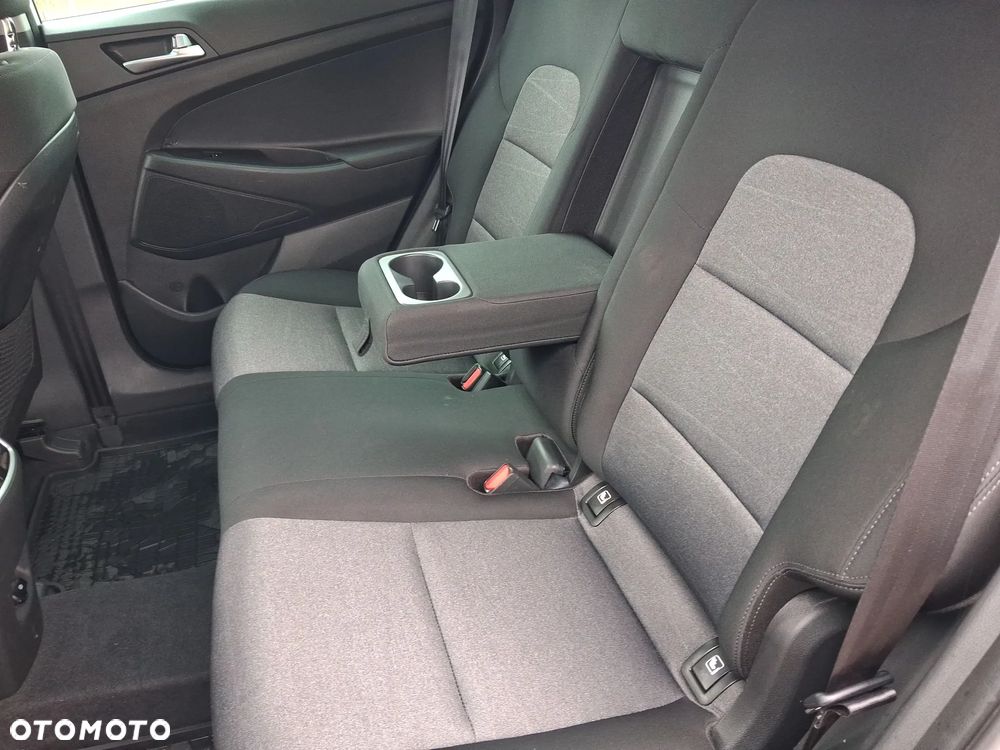 Hyundai Tucson 1.6 GDi Comfort 2WD - 21
