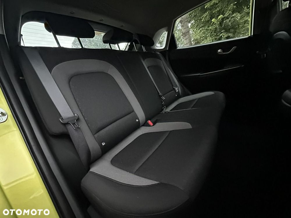 Hyundai Kona - 11