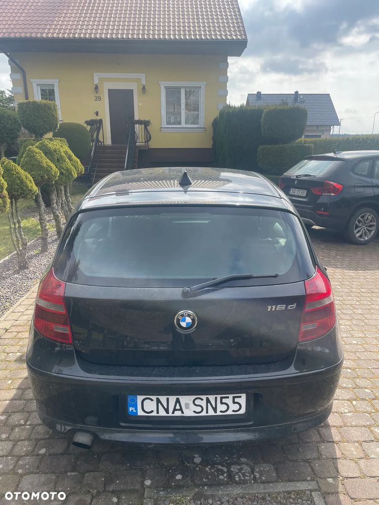 BMW Seria 1 118d DPF - 4