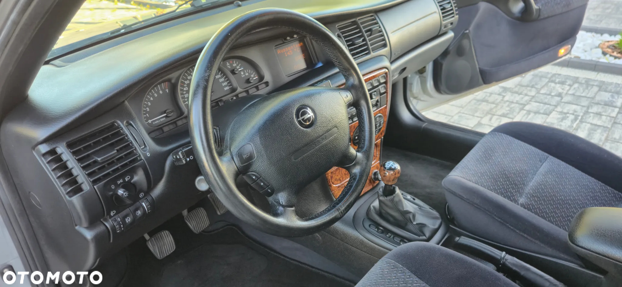 Opel Vectra 2.0 CDX - 19