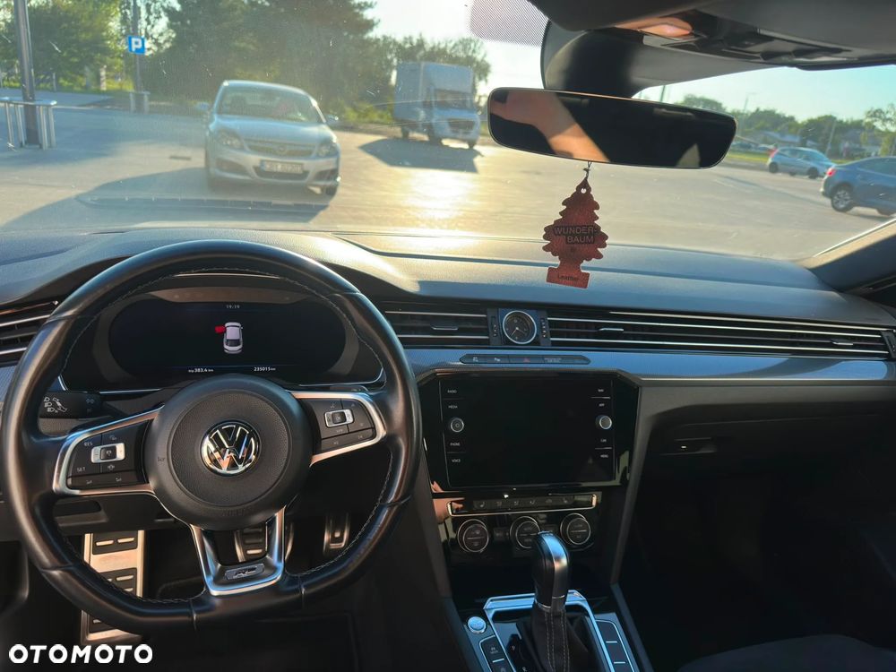 Volkswagen Arteon 2.0 TDI SCR R-Line DSG - 8