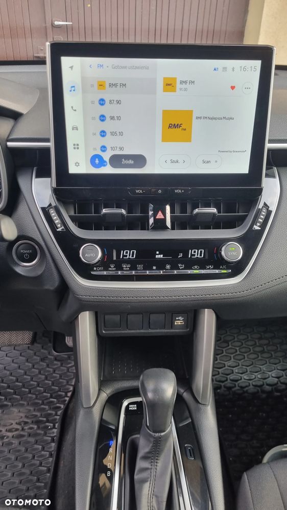 Toyota Corolla Cross 2.0 Hybrid Comfort - 22
