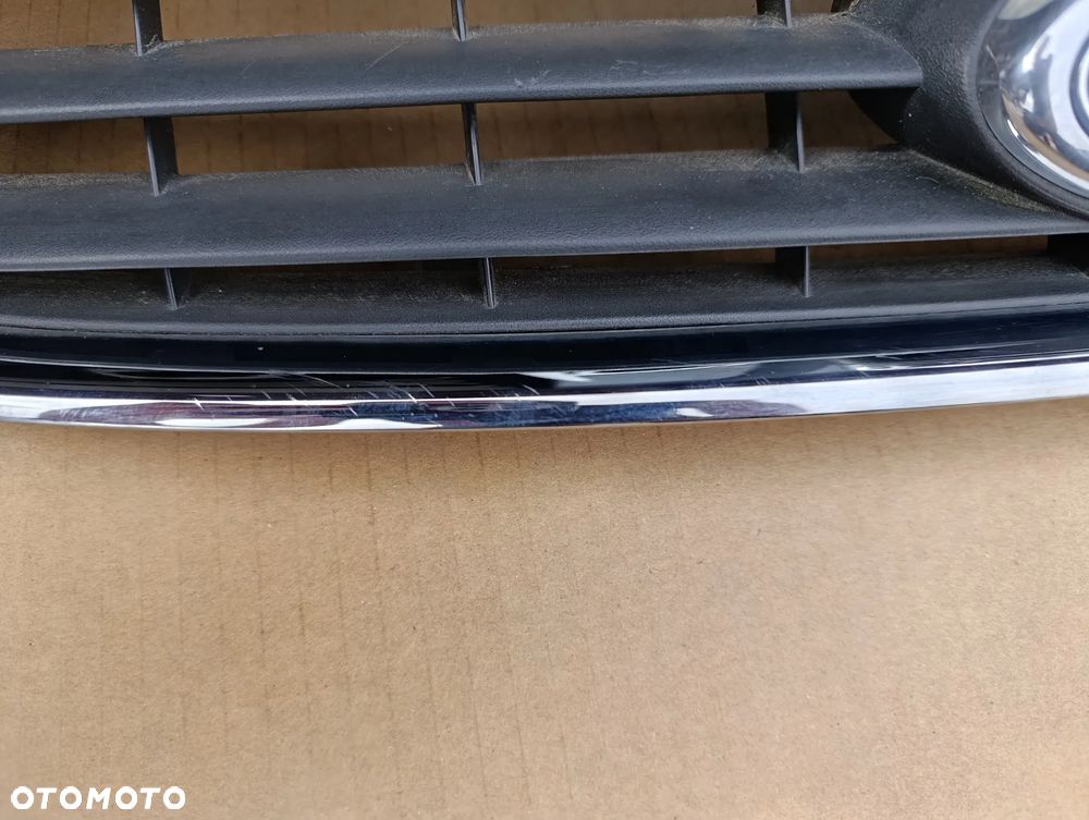 FORD C-MAX CMAX I GRILL ATRAPA ZDERZAKA PRZÓD 7M51R8138A - 2