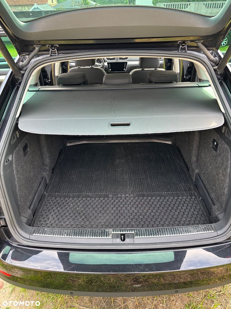 Skoda Superb 2.0 TSI Ambition DSG - 21