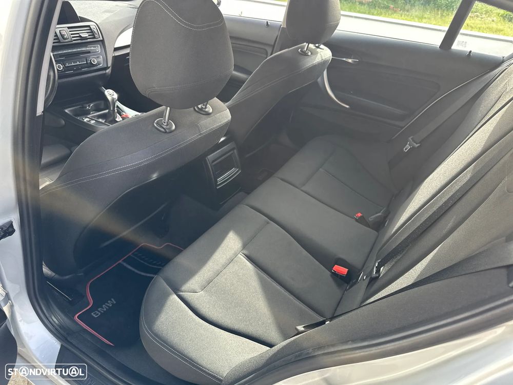 BMW 116 d EfficientDynamics Edition Sport Line - 10