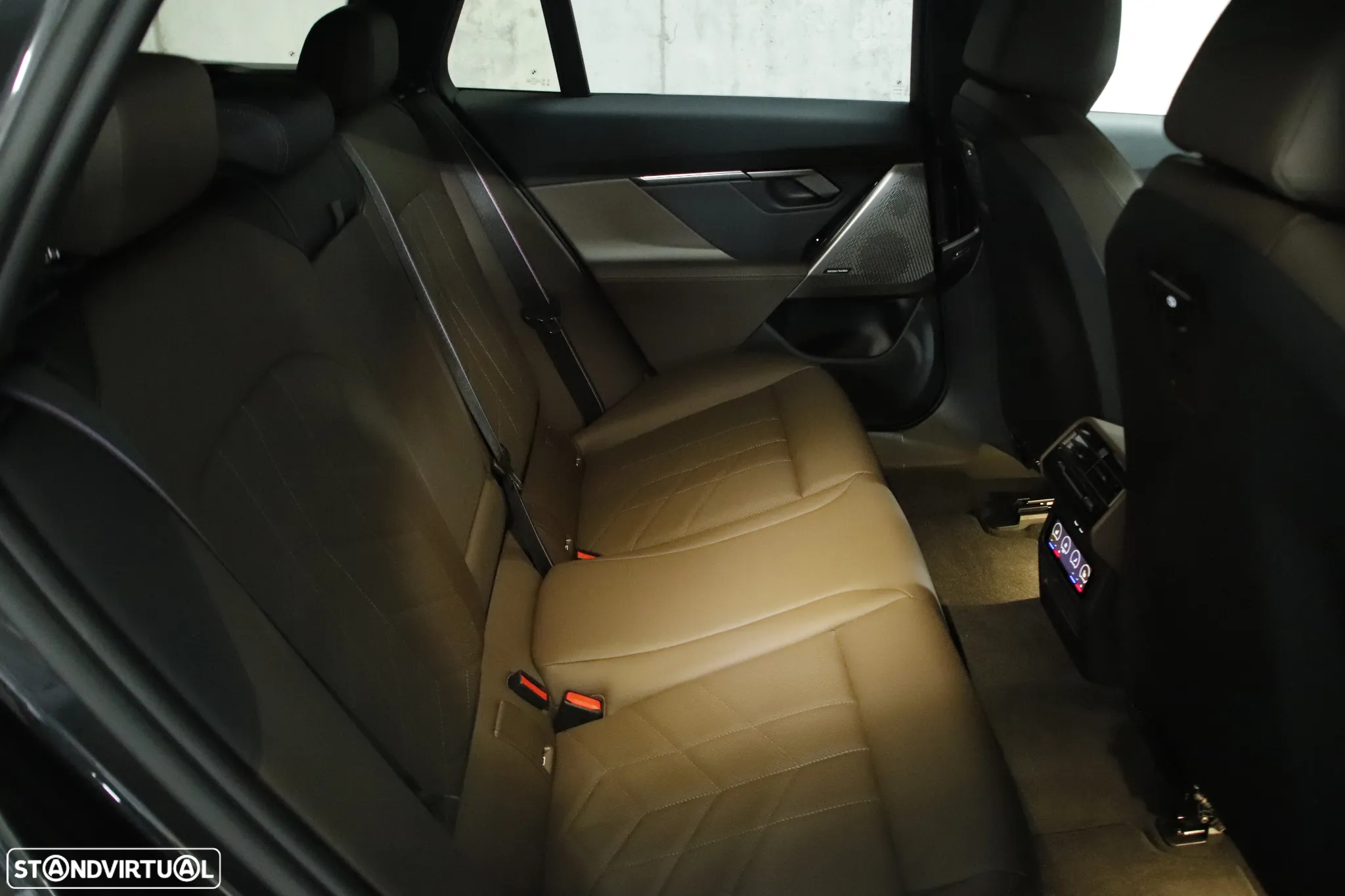 BMW 540 d xDrive Pack Desportivo M - 29